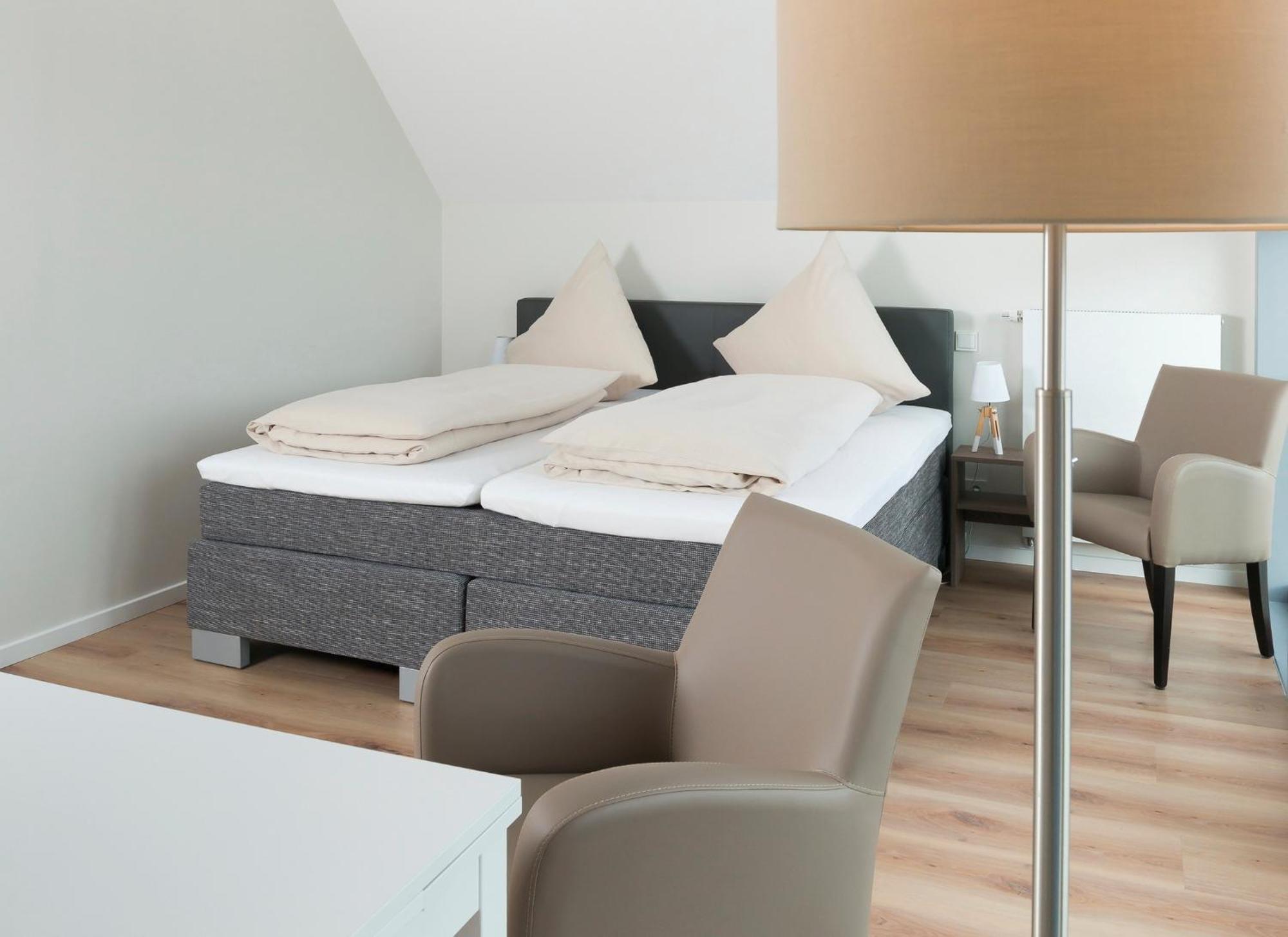 Ostsee - Reetdachhaus Nr 36 "Warder" Im Strand Resort ハイリゲンハーフェン エクステリア 写真